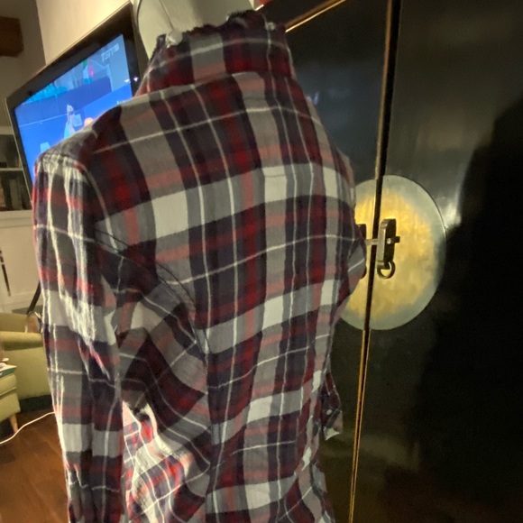 Guess shirt - Picture 4 of 7